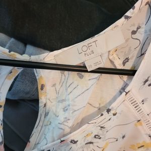 Size 20 women's blouse